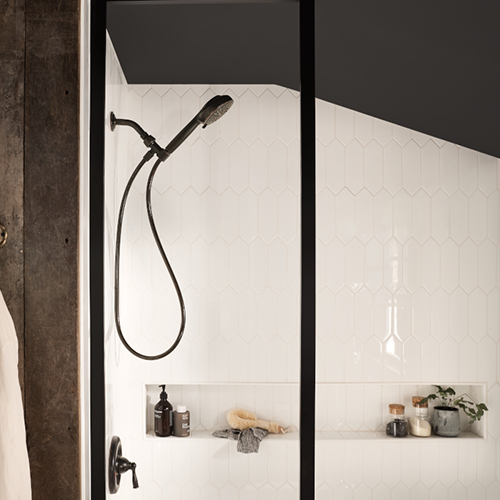 内外兼修的摩恩淋浴花洒